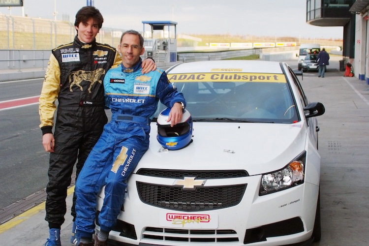 Alain Menu mit Sohn und Cup-Cruze