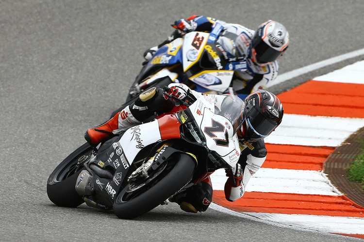 Seltenes Bild: Max Neukirchner vor Marco Melandri