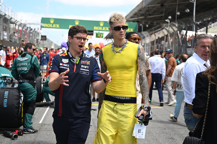 Machine Gun Kelly in Interlagos