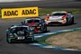 Vorne: Der Porsche 718 Cayman GT4 vom Team Speed Monkeys