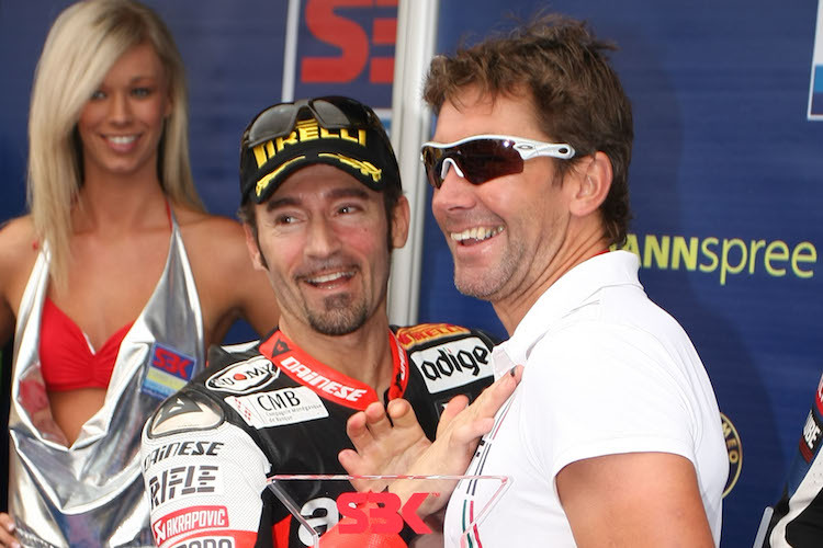 Troy Bayliss (re) und Max Biaggi pflegen seit jeher ein gutes Verhältnis