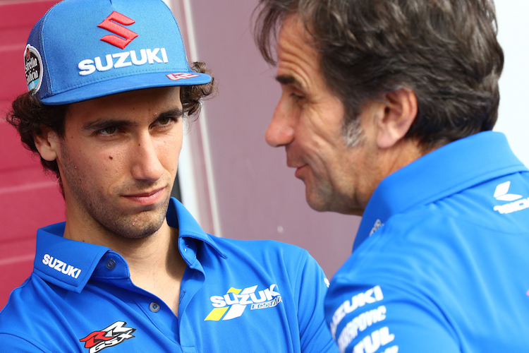 Suzuki-Teammanager Davide Brivio mit Alex Rins