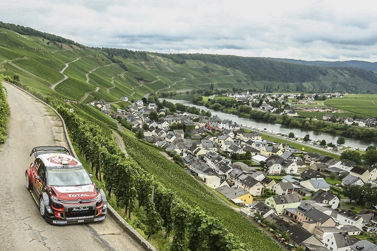 Cer Citroën C3 WRC in den Mosel-Weinbergen