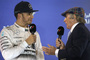 Lewis Hamilton mit Jackie Stewart in Bahrain