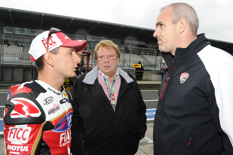 Werksfahrer Ayrton Badovini, Francis Batta und Ernesto Marinelli (v.l.)