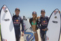 Spass im Wasser: Craig Lowndes, Sally Fitzgibbons und Jamie Whincup