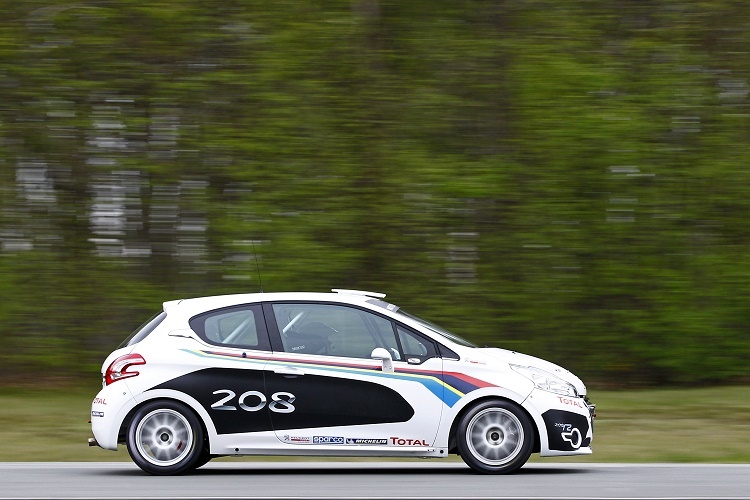  Der Peugeot 208 R2