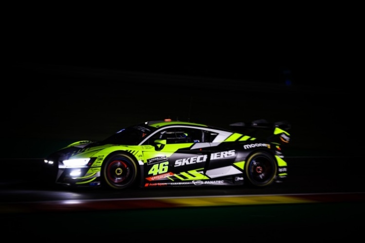 Der Audi R8 LMS GT3 evo II von Valentino Rossi in der Nacht von Spa