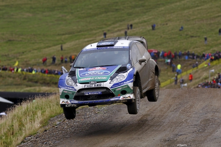 Jari-Matti Latvala baute Wales-Führung aus.