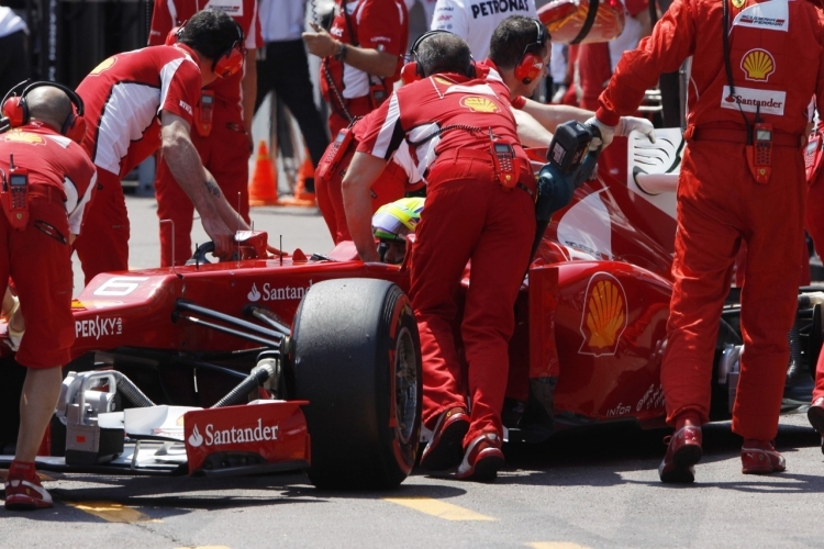 Felipe Massa zurück zur Garage