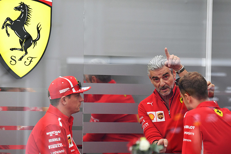 Kimi Räikkönen, Maurizio Arrivabene und Sebastian Vettel