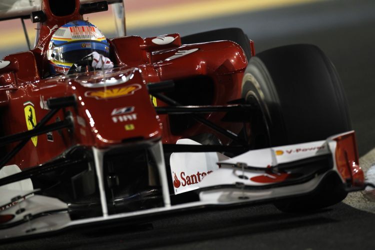 Alonso holte sich die wichtige Pole in Singapur