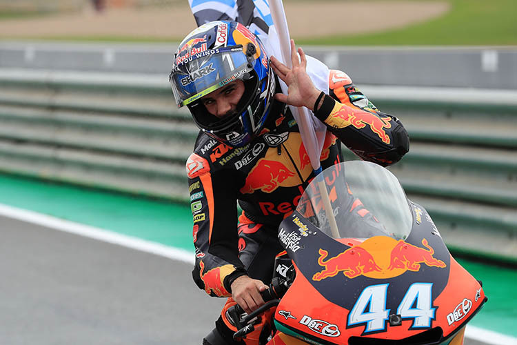 Miguel Oliveira sorgte in Valencia 2018 für den 89. GP-Sieg von KTM