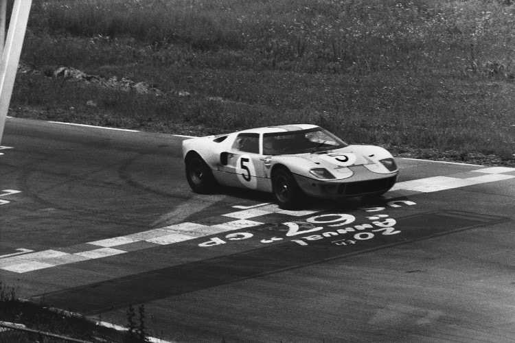 Sieger 1968: Der Ford GT 40 von  Jacky Ickx/Lucien Bianchi