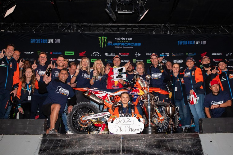 Cooper Webb feiert seinen Triumph in Salt Lake City