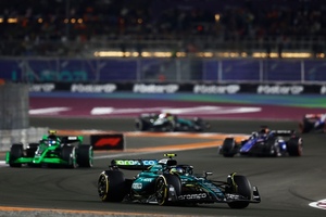 Die Strecke in Lusail ist anspruchsvoll für die Reifen)