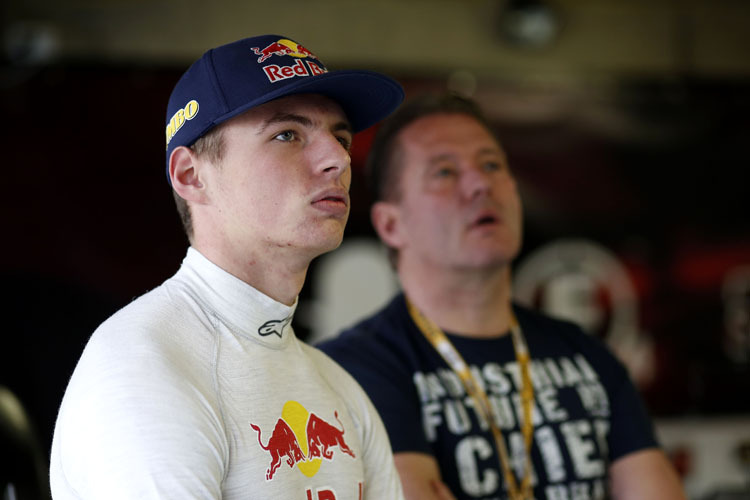 Verstappen könnte nach den neuen Regeln 2015 noch keine Formel 1 fahren