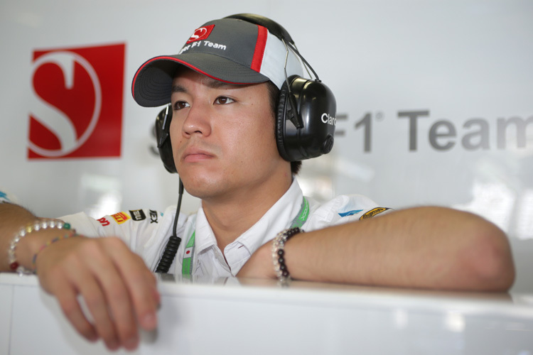 Der junge Kimiya Sato in der Sauber-Box