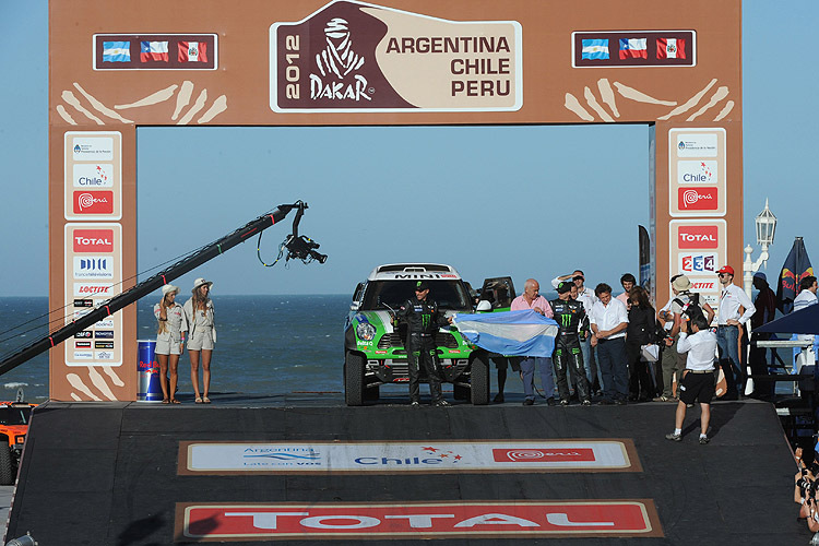 Peterhansel am Start der Rallye Dakar 2012