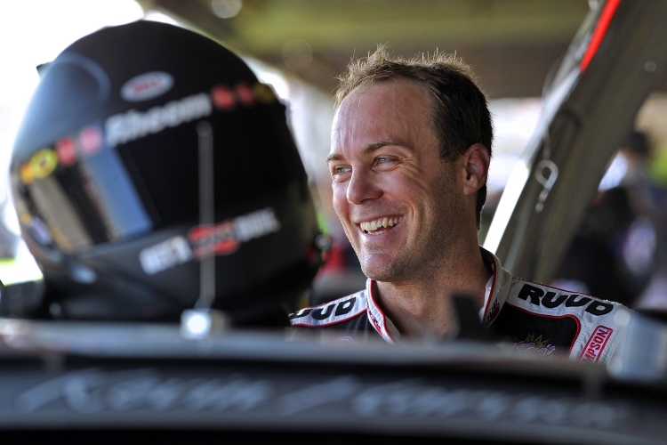Kevin Harvick bleibt Richard Childress treu