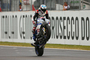 Markus Reiterberger feiert seinen Sieg in Donington
