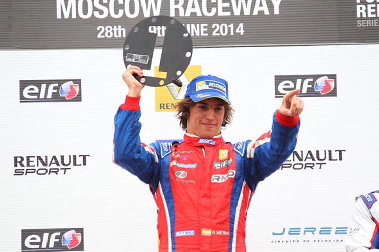 Roberto Merhi nach seinem ersten Formel-Renault-Sieg in Russland