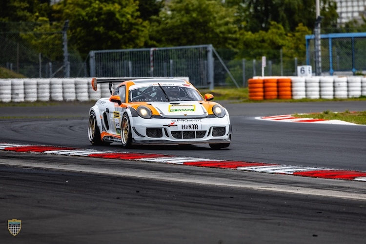 Der weiterentwickelte Porsche Cayman Pro4 von PROsport Racing