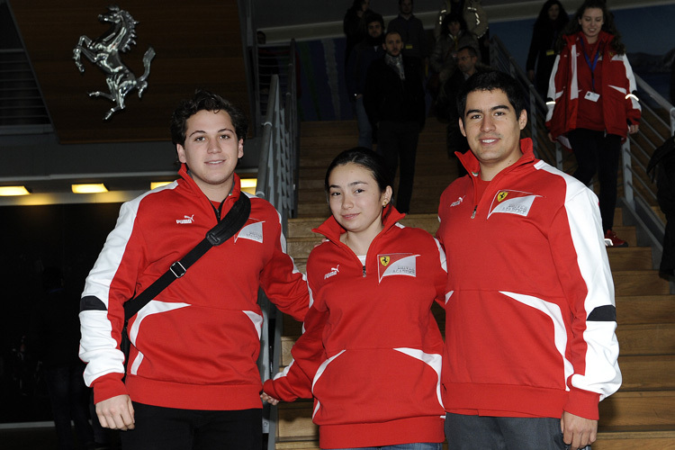 Zu Besuch in Maranello: Grillo Nieto, Veronica Valverde und Sebastian Merchan