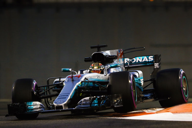 Lewis Hamilton blieb im zweiten freien Training von Abu Dhabi der Schnellste