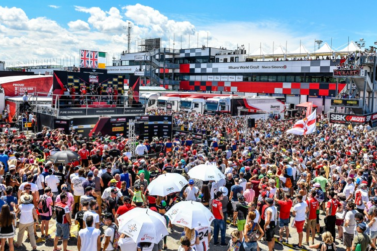 Die Fans kamen zum Meeting in Misano zahlreich