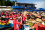 Auch Ferrari-Star Sebastian Vettel verteilte Autogramme