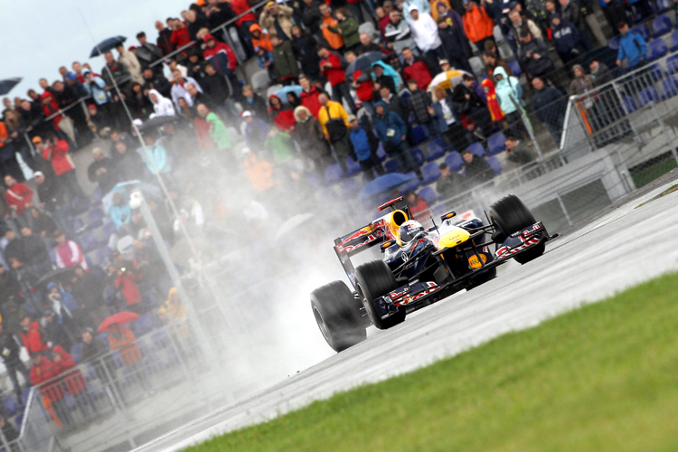 Der vierfache Formel-1-Weltmeister Sebastian Vettel durfte bei der Eröffnung 2011 im Rahmen eines Showruns auf dem Red Bull Ring Gas geben
