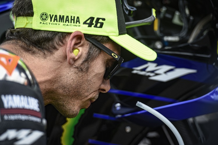 Valentino Rossi und seine M1 verstehen sich nicht mehr