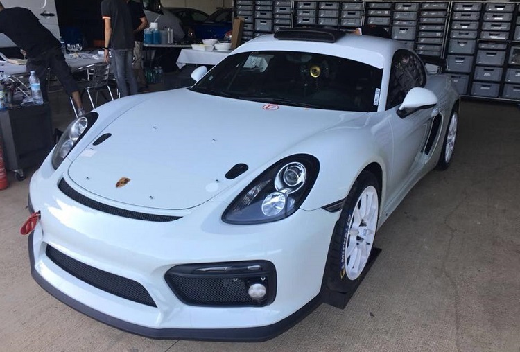 Der Porsche Cayman RGT von Romain Dumas