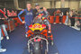 SPEEDWEEK.com-Mitarbeiter Johannes Orasche (li.) mit KTM-Chauffeur Jonas Folger