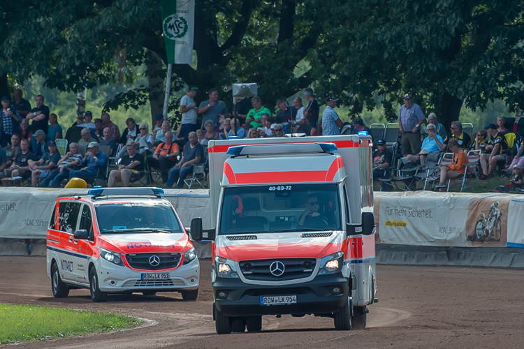 Stephan Katt stürzte in Scheeßel schwer und wurde danach in die Klinik nach Rotenburg gebracht