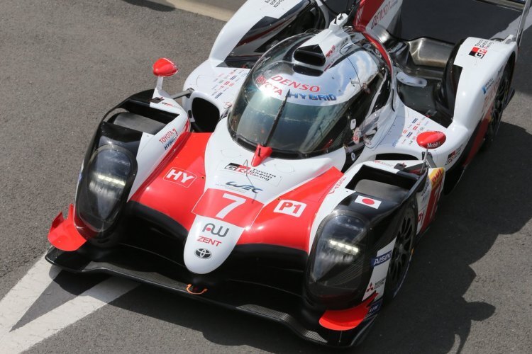 Bestzeit bei der FIA WEC in Silverstone für den Toyota von Mike Conway, Kamui Kobayashi und José María López