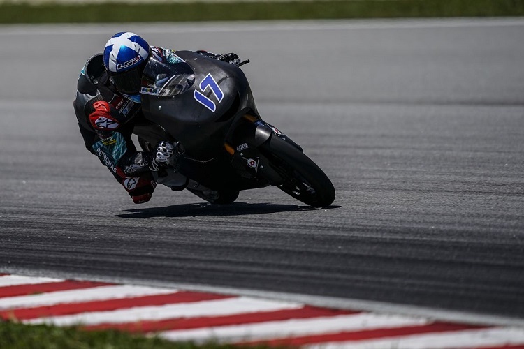 John McPhee testet in Sepang