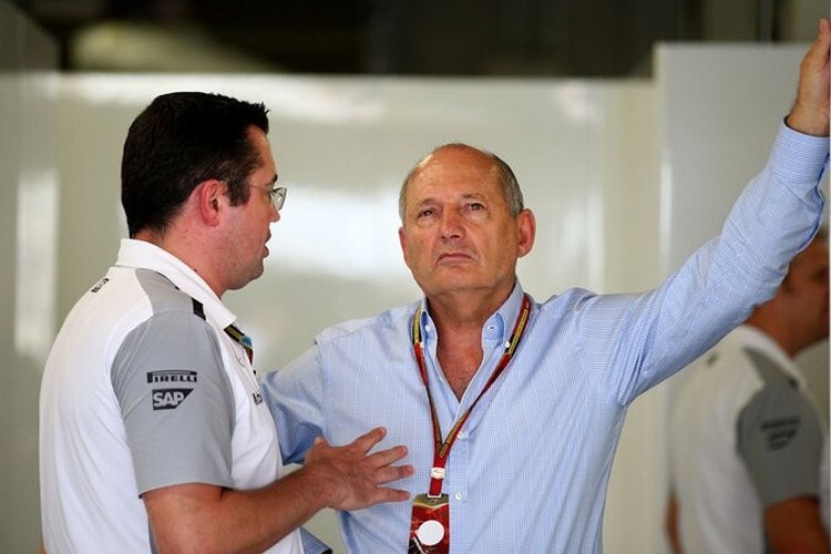McLaren-Teamchef Eric Boullier und Team-Mitbesitzer Ron Dennis