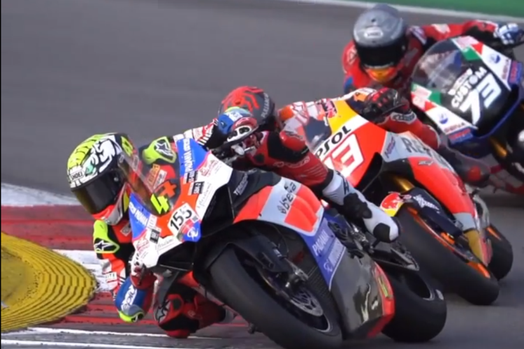 Axel Bassani vor Marc und Alex Marquez