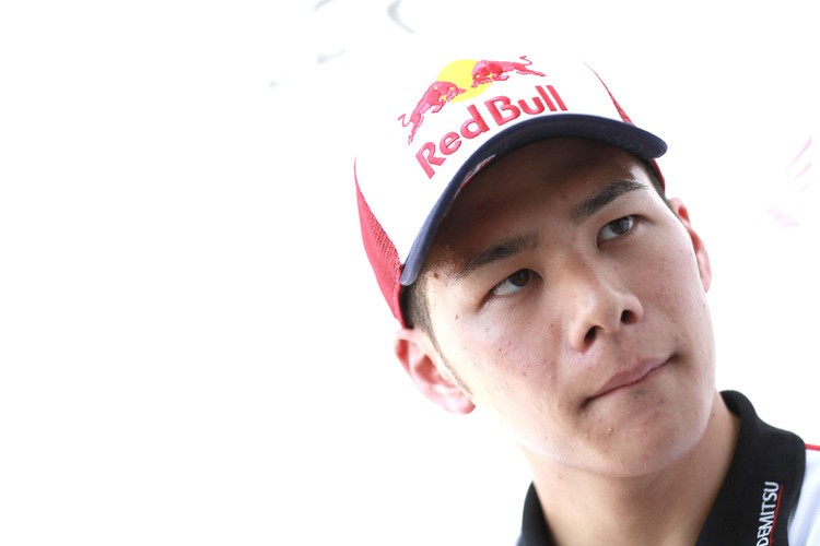 Takaaki Nakagami ist besorgt um seine Schulter