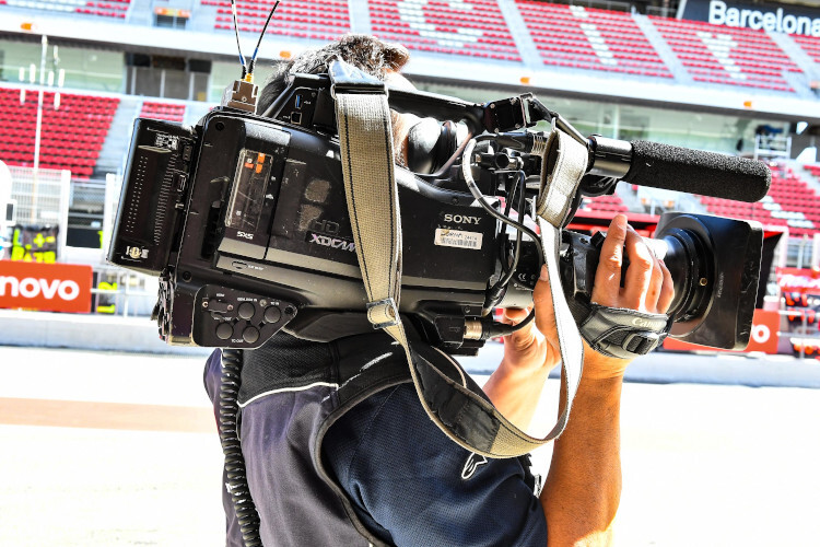 Nächster Stopp auch für die TV-Crew: Der Circuit de Barcelona-Catalunya