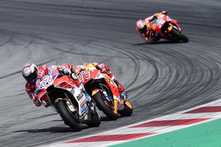 Andrea Dovizioso vor Marc Márquez und Dani Pedrosa