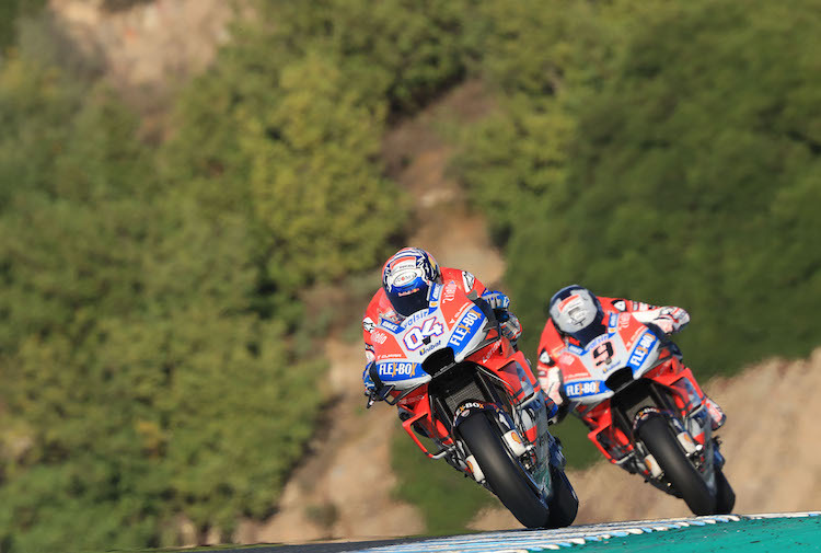 Andrea Dovizioso und Danilo Petrucci dürfen bei der Präsentation natürlich nicht fehlen