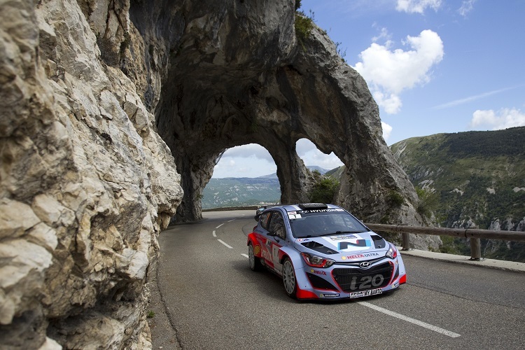 Bryan Bouffier bei der Rallye d'Antibes