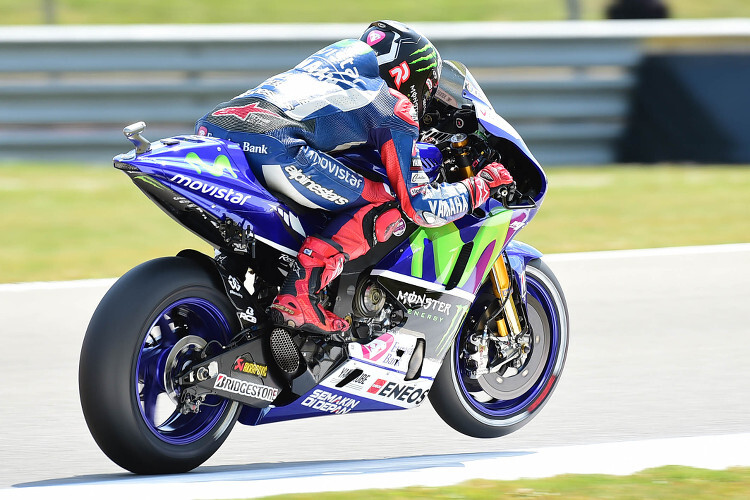 Lorenzo wird auch 2016 auf der Yamaha M1 sitzen