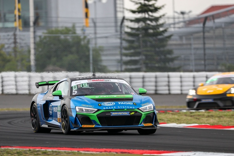 Der Audi R8 LMS GT4 von Hella Pagid - Racing One aus der ADAC GT4 Germany