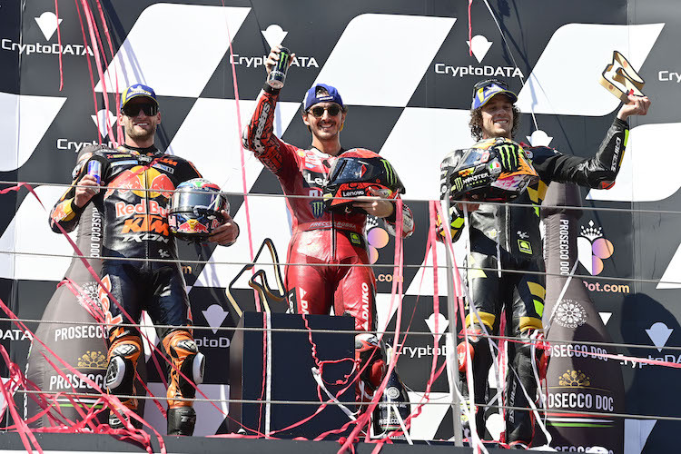 Mit Pecco Bagnaia und Marco Bezzecchi schafften es in Spielberg wieder zwei Ducati-Fahrer auf das Siegertreppchen