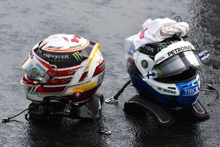 Die Helme von Lewis Hamilton & Valtteri Bottas