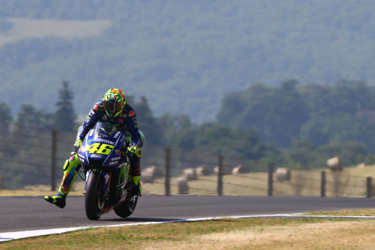 Valentino Rossi rackert sich in Mugello ab: Platz 14